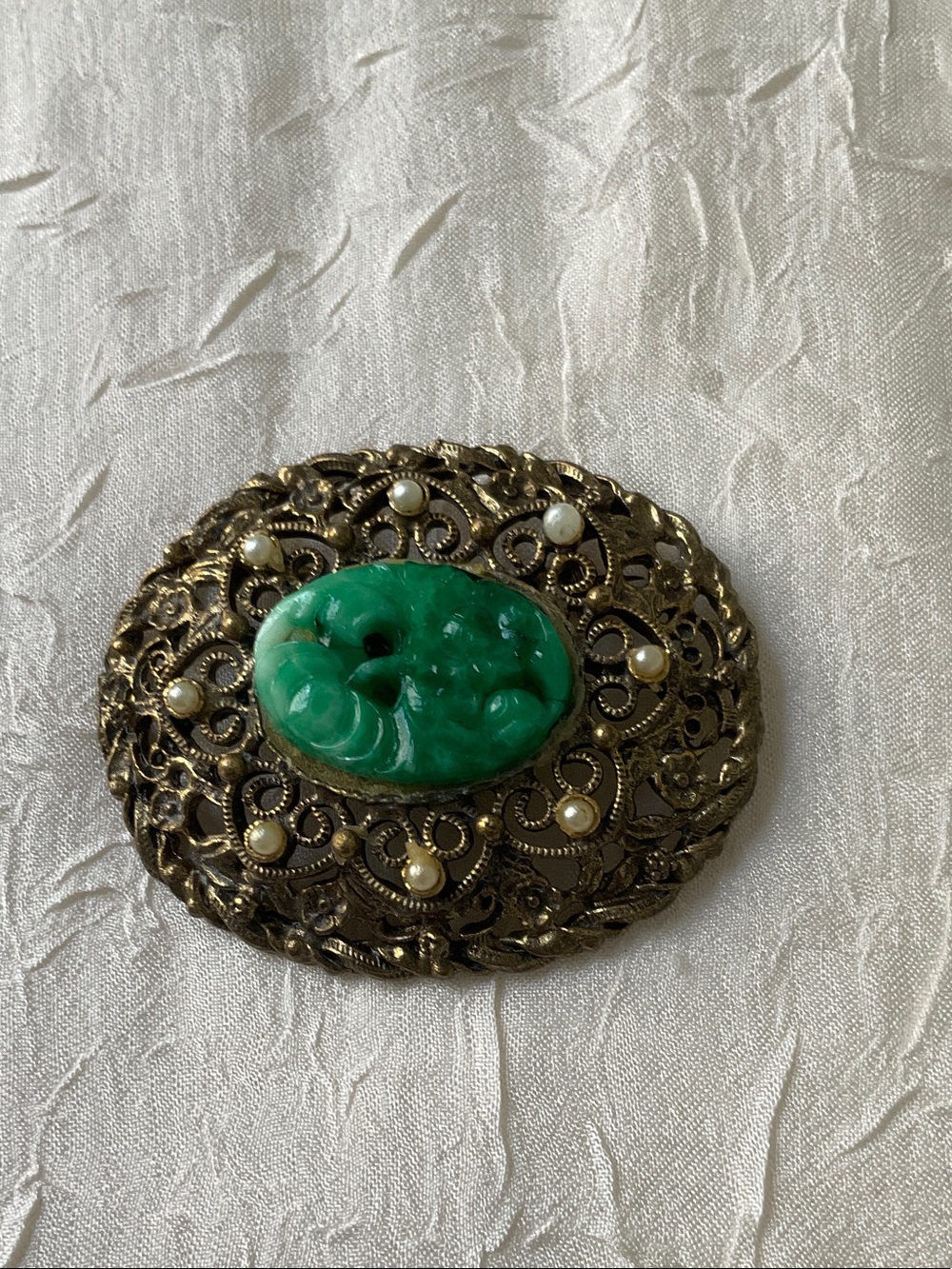 Vintage Green Stone Filigree Brooch/Pendant with Pearl Accents